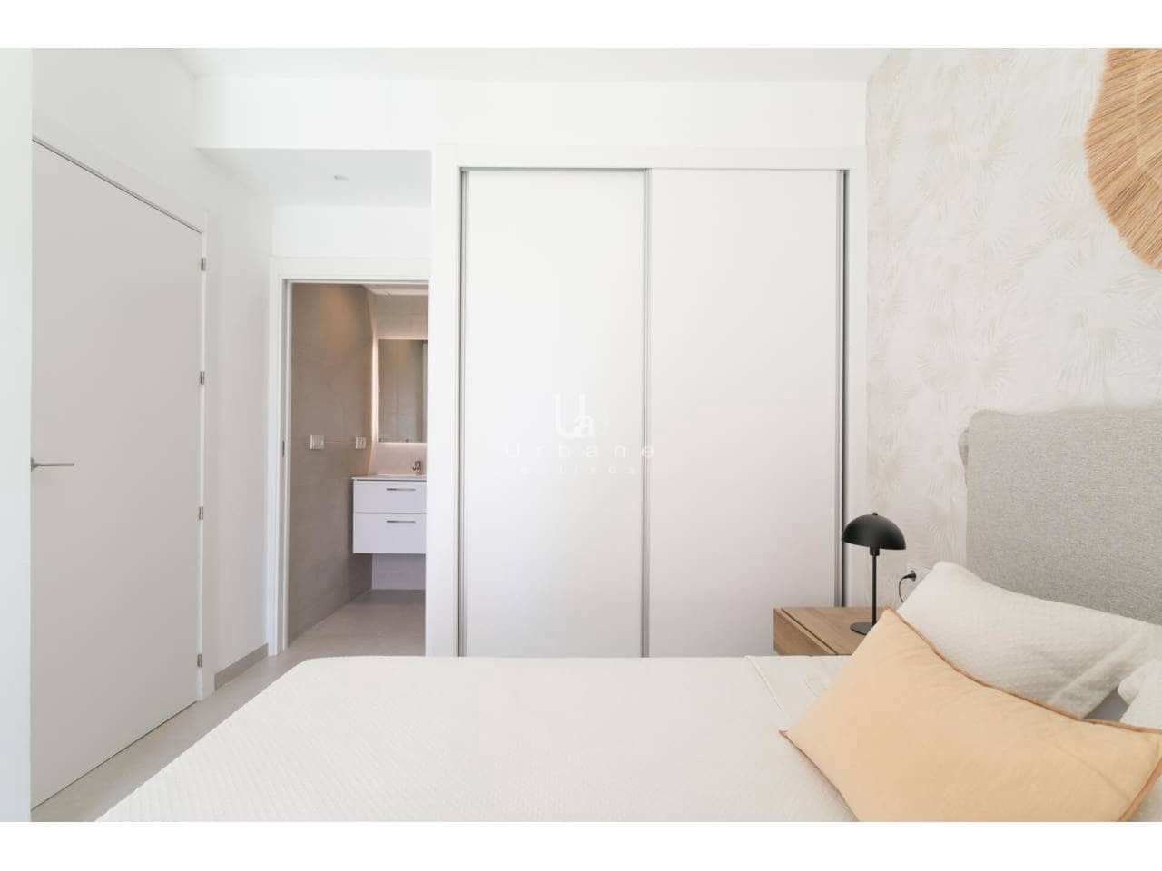 3 slaapkamer Penthouse te koop in Torrevieja met zwembad garage - € 540.000 (Ref: 9974521)
