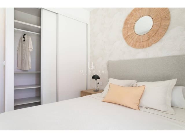 3 slaapkamer Penthouse te koop in Torrevieja met zwembad garage - € 540.000 (Ref: 9974521)