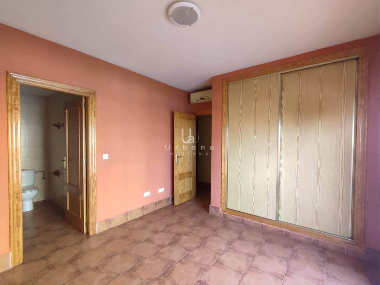 Piso de 3 habitaciones en Avileses en venta con garaje - 100.300 € (Ref: 9978078)
