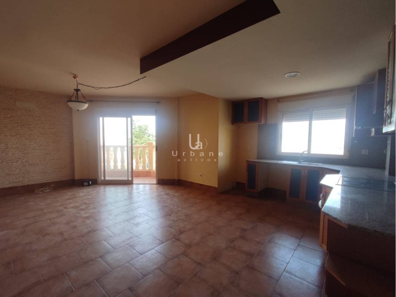 Piso de 3 habitaciones en Avileses en venta con garaje - 100.300 € (Ref: 9978078)