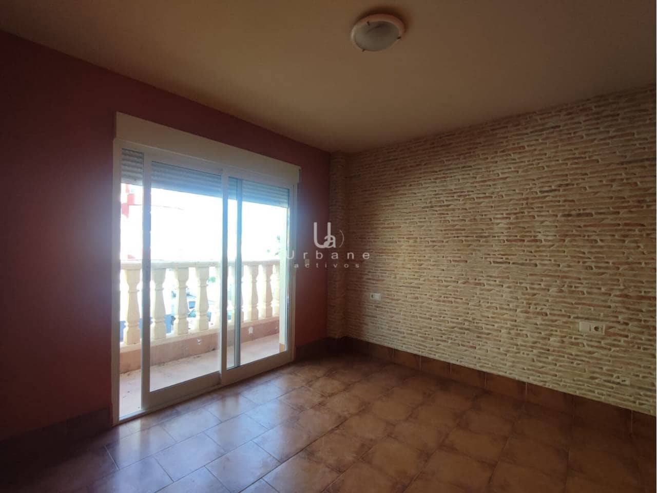 Piso de 3 habitaciones en Avileses en venta con garaje - 100.300 € (Ref: 9978078)