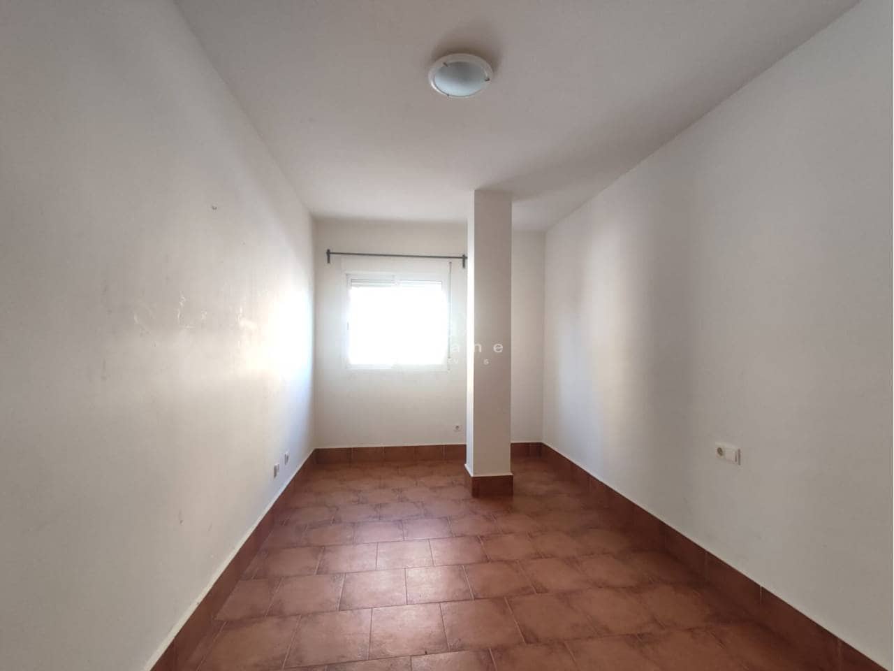 Piso de 3 habitaciones en Avileses en venta con garaje - 100.300 € (Ref: 9978078)