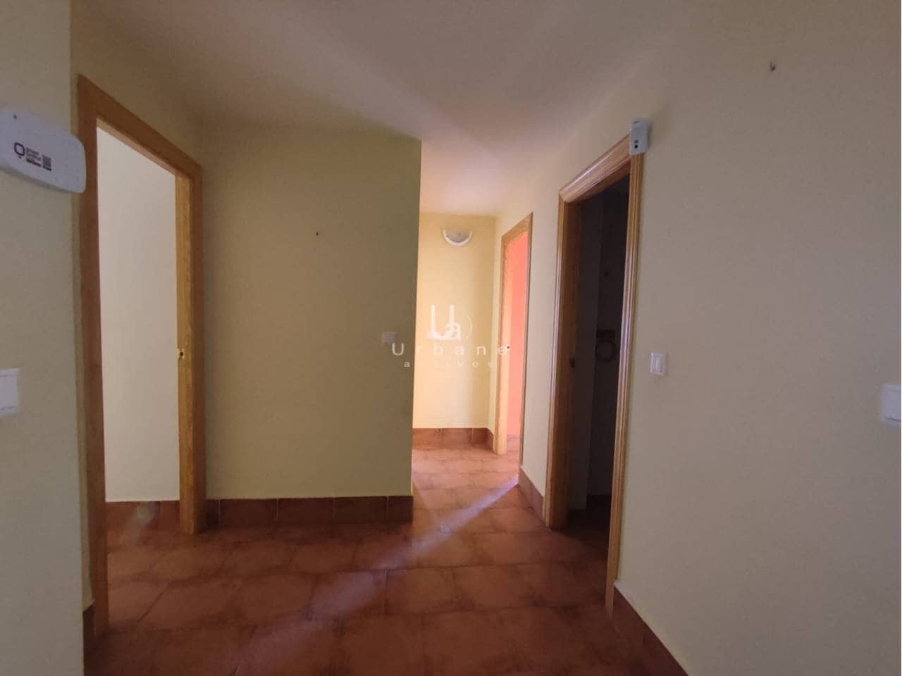 Piso de 3 habitaciones en Avileses en venta con garaje - 100.300 € (Ref: 9978078)