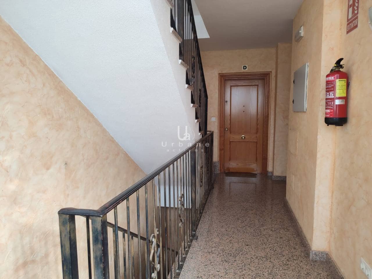 Piso de 3 habitaciones en Avileses en venta con garaje - 100.300 € (Ref: 9978078)