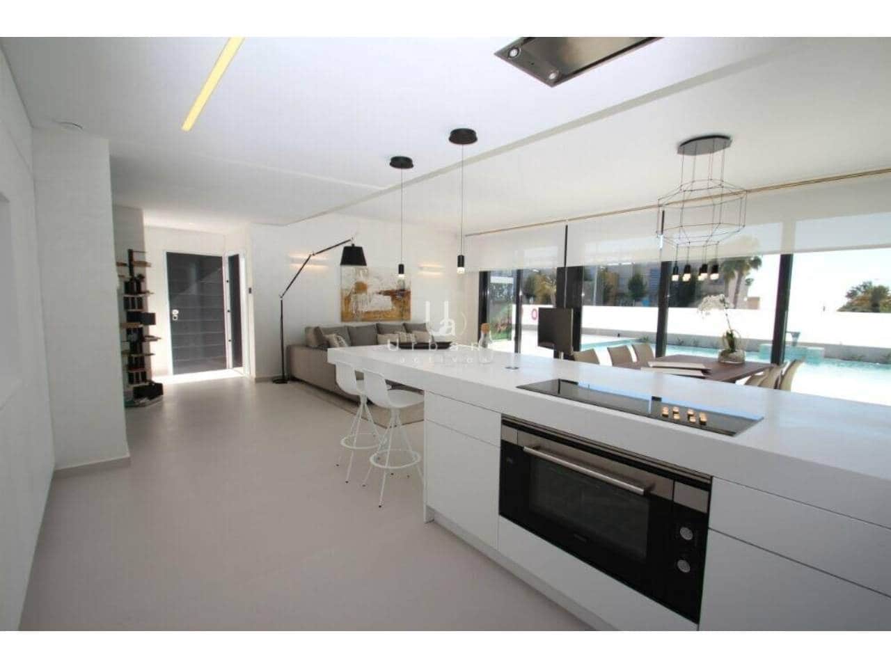 4 chambre Villa/Maison à vendre à Orihuela avec piscine garage - 1 195 000 € (Ref: 9984145)
