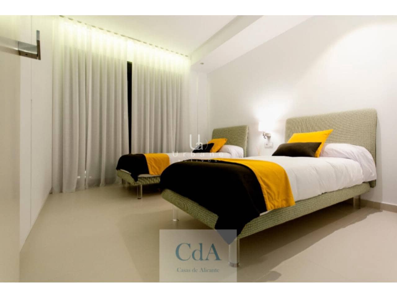 4 chambre Villa/Maison à vendre à Orihuela avec piscine garage - 1 195 000 € (Ref: 9984145)