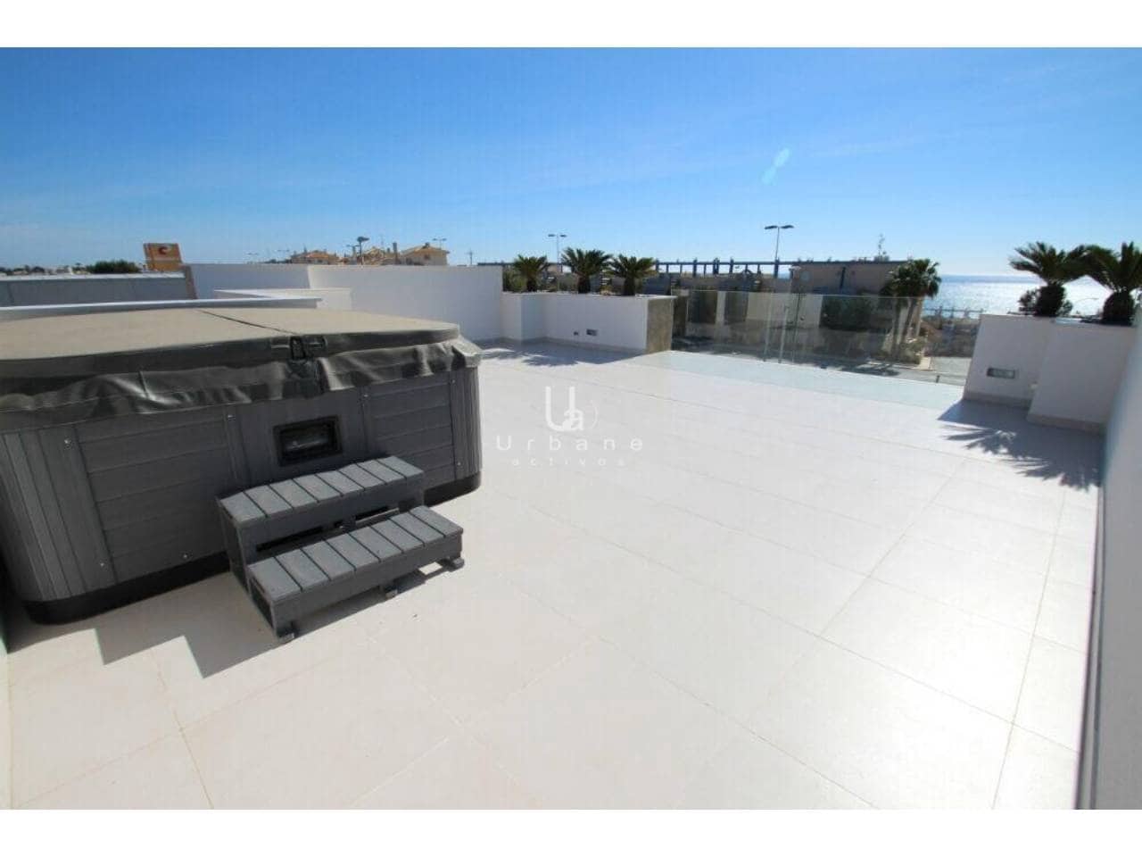 4 chambre Villa/Maison à vendre à Orihuela avec piscine garage - 1 195 000 € (Ref: 9984145)