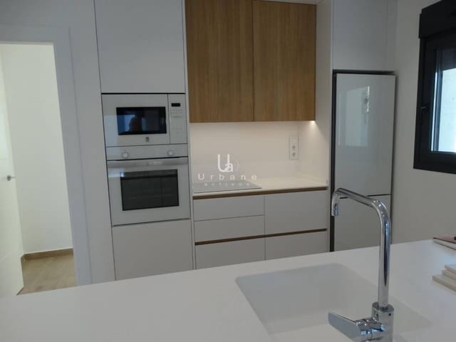3 soverom Bungalow til salgs i Pilar de la Horadada med svømmebasseng garasje - € 295 000 (Ref: 9990136)