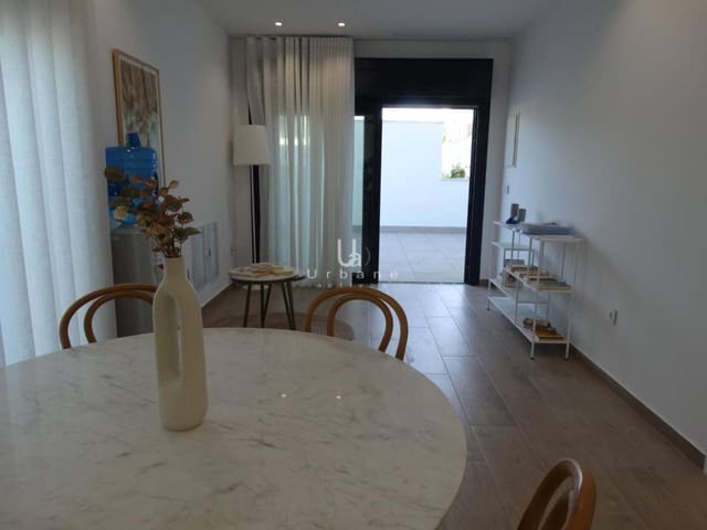 3 soverom Bungalow til salgs i Pilar de la Horadada med svømmebasseng garasje - € 295 000 (Ref: 9990136)