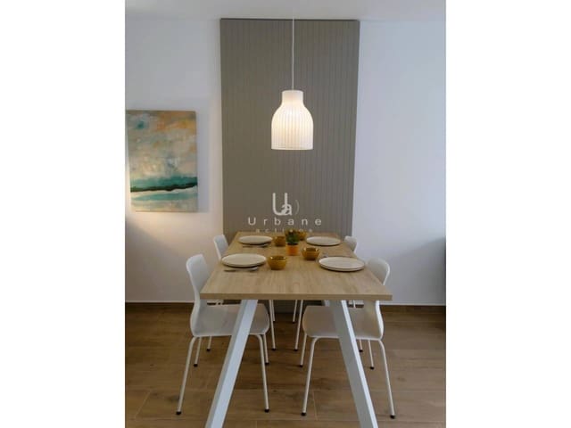 3 slaapkamer Bungalow te koop in Pilar de la Horadada met zwembad garage - € 295.000 (Ref: 9990137)