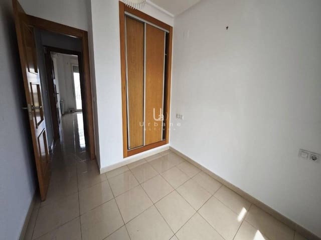 2 chambre Appartement à vendre à La Torre Golf Resort, Torre-Pacheco avec piscine garage - 135 000 € (Ref: 9993739)
