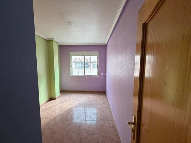 Piso de 3 habitaciones en Beniel en venta con garaje - 114.900 € (Ref: 9997892)