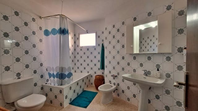 1 makuuhuone Huoneisto myytävänä paikassa Centro Internacional, Torrox mukana uima-altaan - 235 000 € (Ref: 10004237)