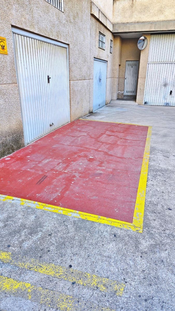 Erhverv til salg i Velez-Malaga - € 239.000 (Ref: 7594782)