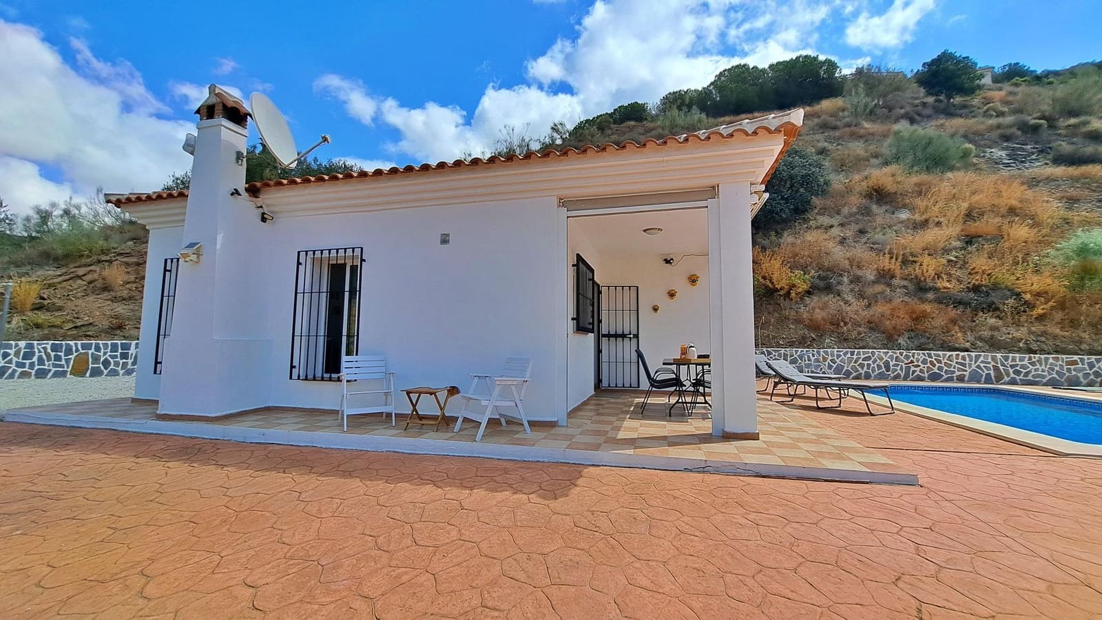 3 sypialnia Finka/Dom wiejski na sprzedaż w Arenas z basenem - 320 000 € (Ref: 8475106)