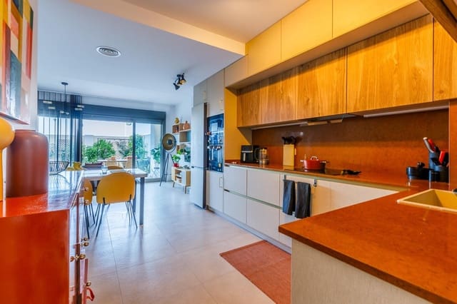 2 sovrum Lägenhet till salu i Caleta de Vélez, Vélez-Málaga - 390 000 € (Ref: 9255299)