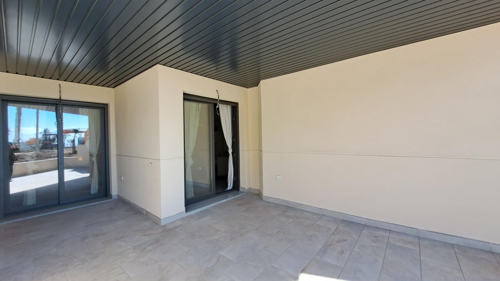 1 bedroom Flat for sale in Almayate with pool garage - € 341,000 (Ref: 9422460)