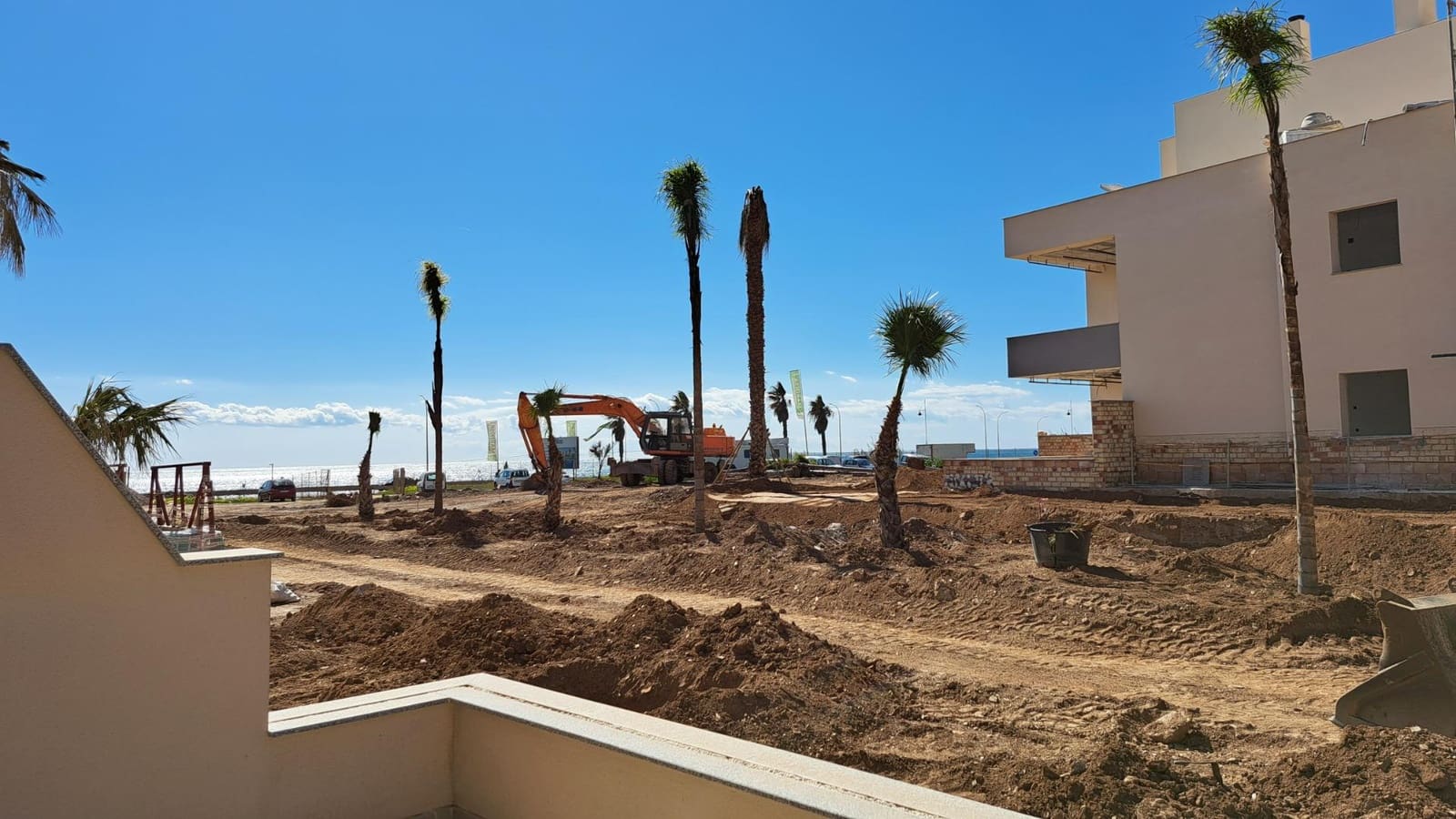 1 bedroom Flat for sale in Almayate with pool garage - € 341,000 (Ref: 9422460)