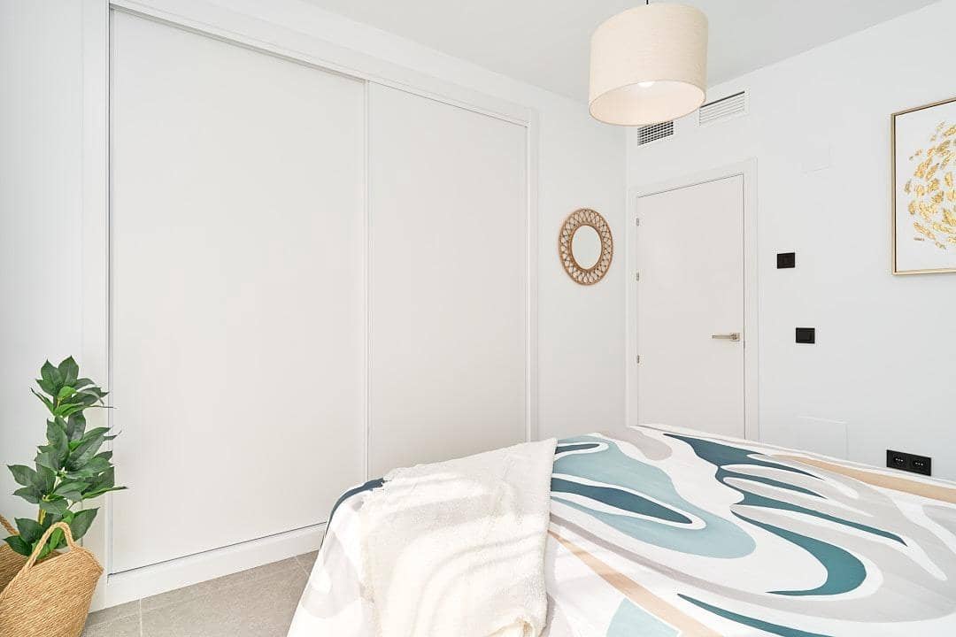 Apartamento de 2 habitaciones en Torrox-Costa en venta con piscina - 300.000 € (Ref: 9440152)