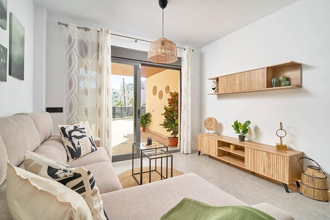 Apartamento de 2 habitaciones en Torrox-Costa en venta con piscina - 300.000 € (Ref: 9440152)