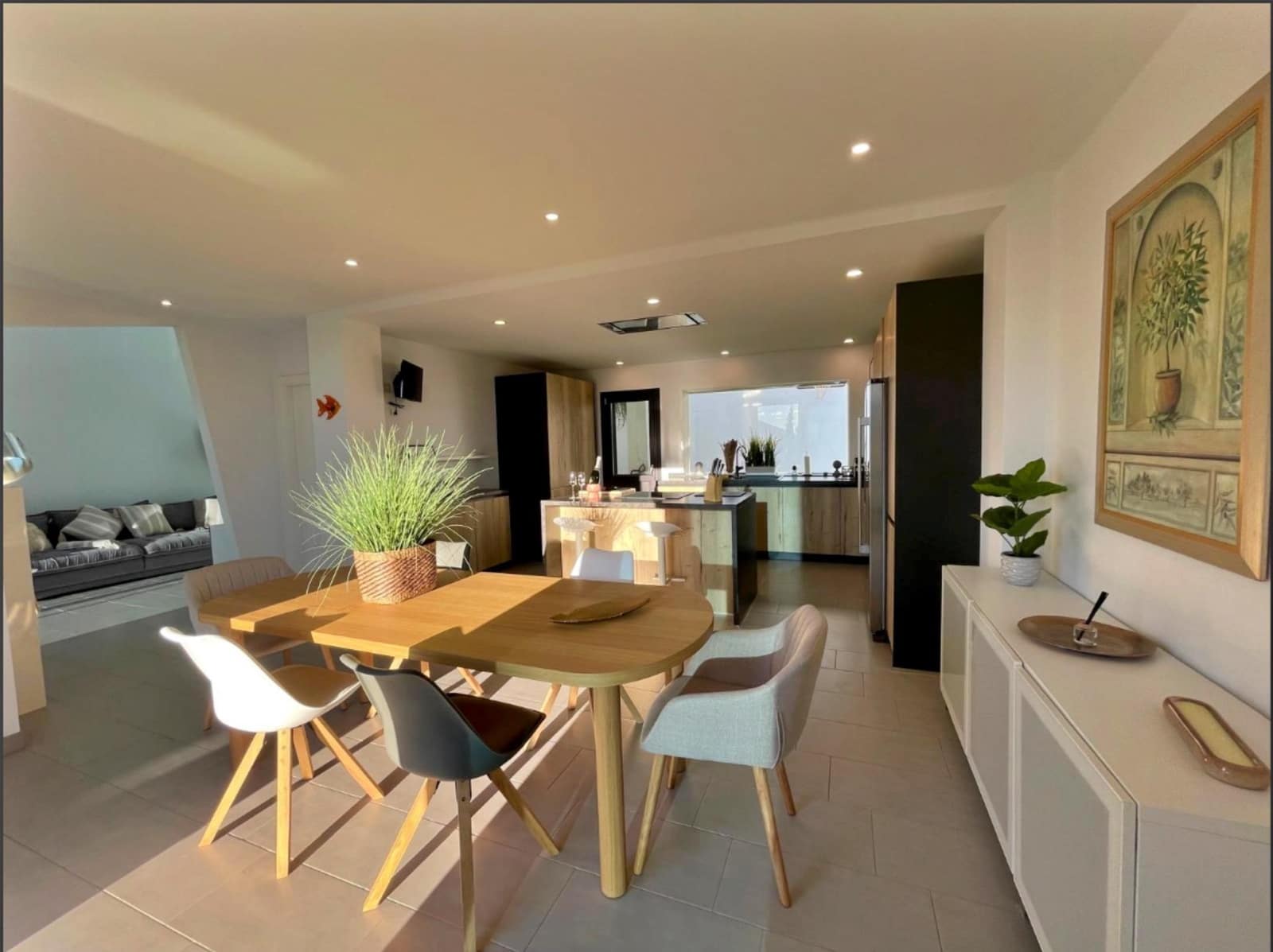 3 bedroom Villa for sale in Torre del Mar with pool garage - € 810,000 (Ref: 9488719)