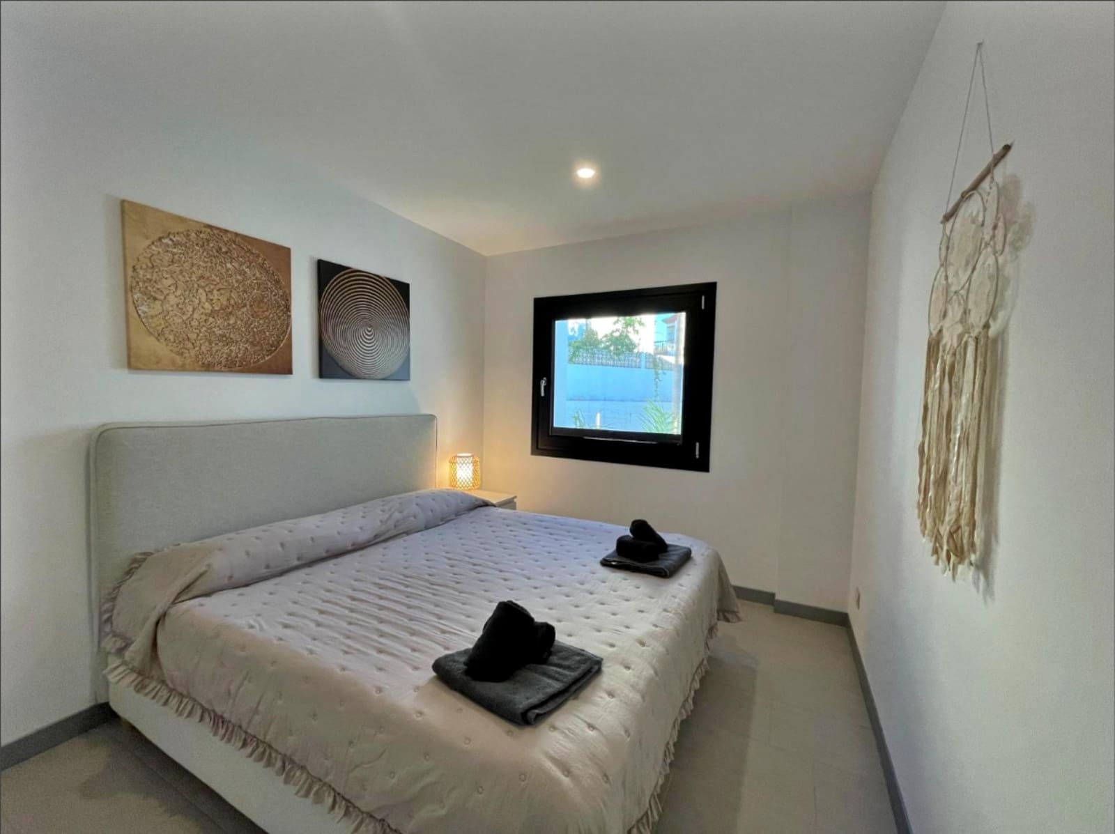 3 bedroom Villa for sale in Torre del Mar with pool garage - € 810,000 (Ref: 9488719)