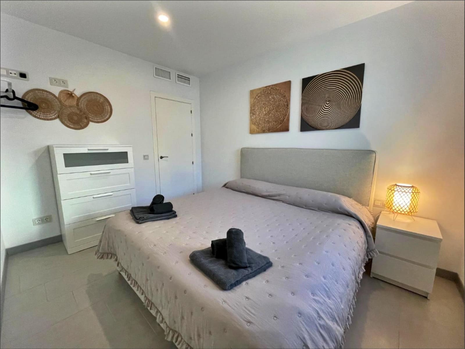 3 bedroom Villa for sale in Torre del Mar with pool garage - € 810,000 (Ref: 9488719)