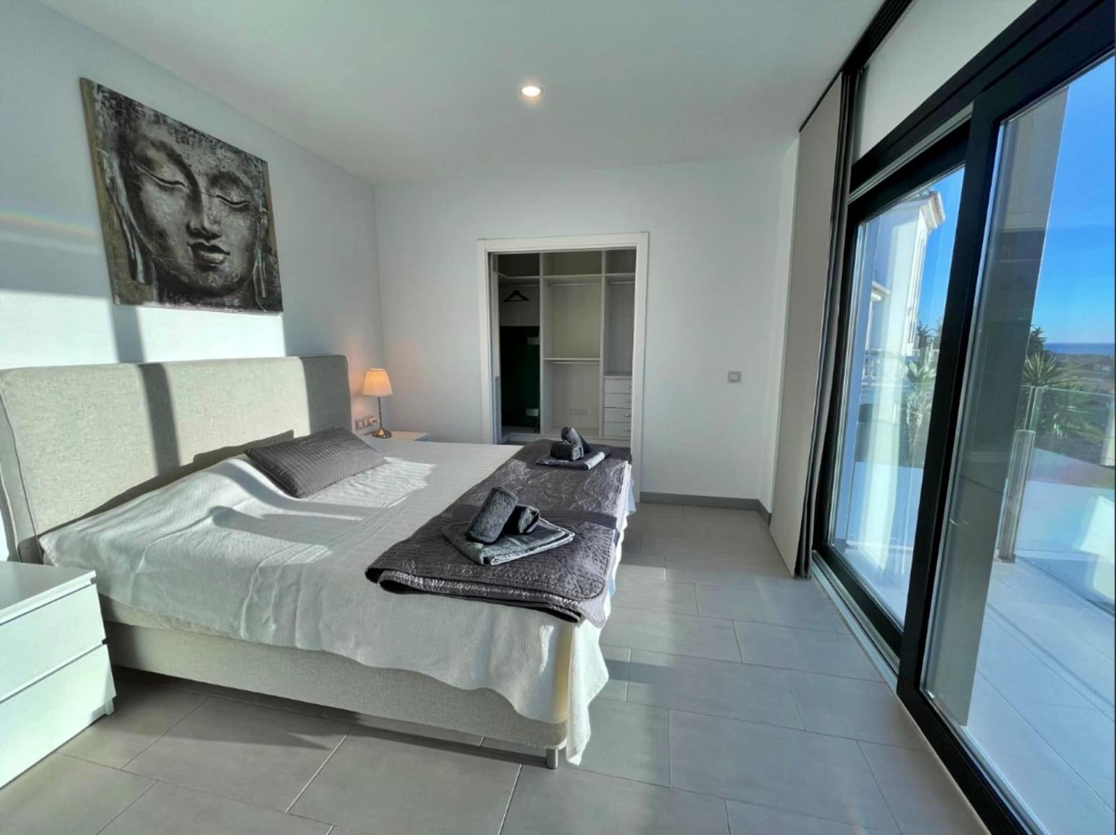 3 bedroom Villa for sale in Torre del Mar with pool garage - € 810,000 (Ref: 9488719)