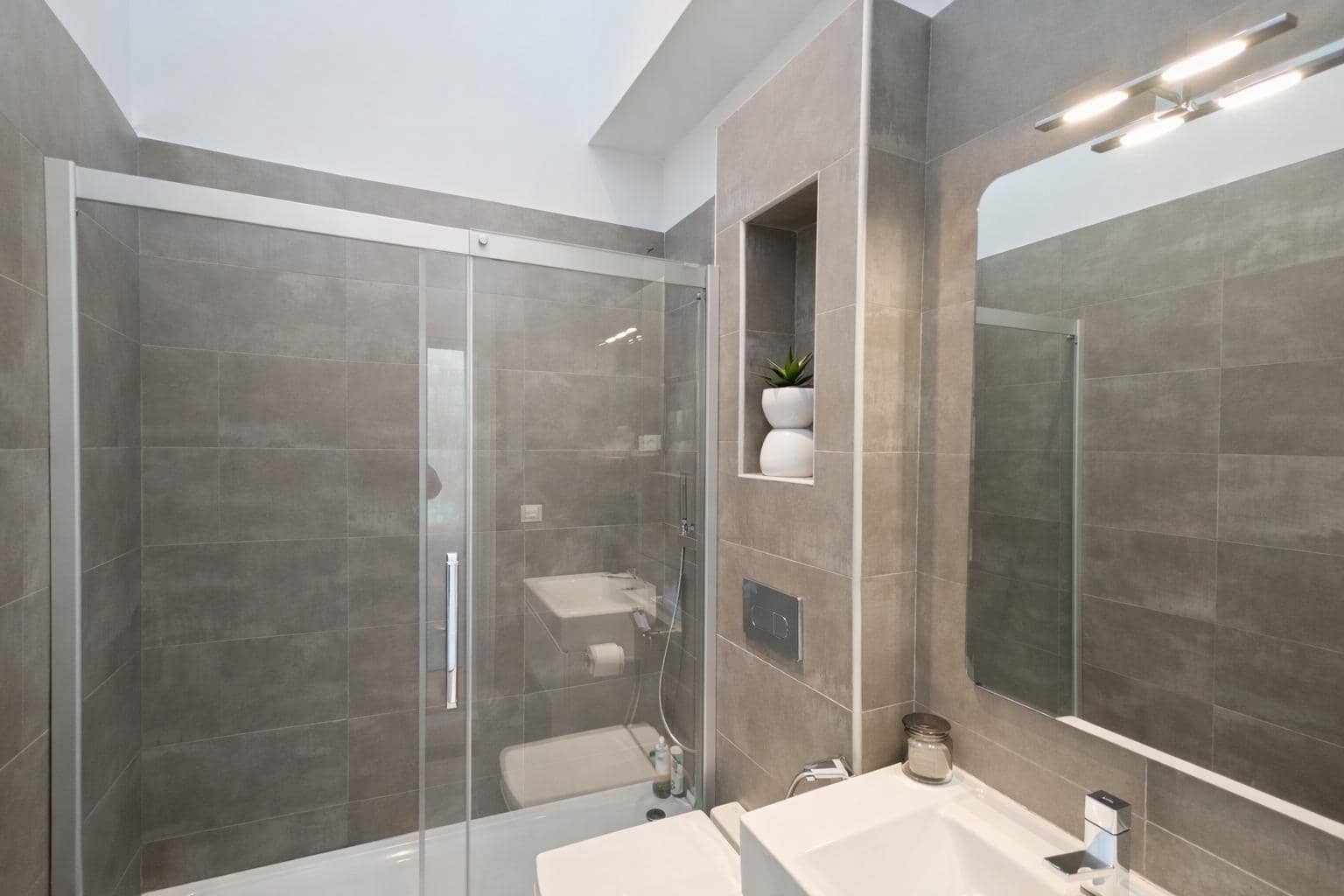 3 chambre Villa/Maison Mitoyenne à vendre à Caleta de Velez avec piscine - 559 000 € (Ref: 9599559)