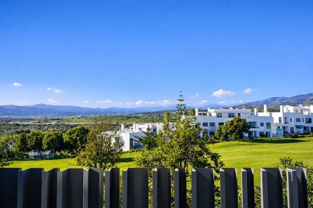 3 chambre Villa/Maison Mitoyenne à vendre à Caleta de Vélez, Vélez-Málaga avec piscine - 559 000 € (Ref: 9599559)