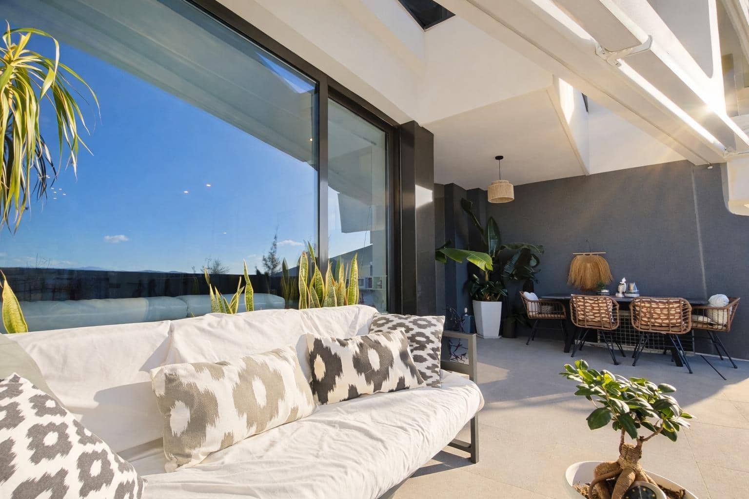 3 chambre Villa/Maison Mitoyenne à vendre à Caleta de Velez avec piscine - 559 000 € (Ref: 9599559)