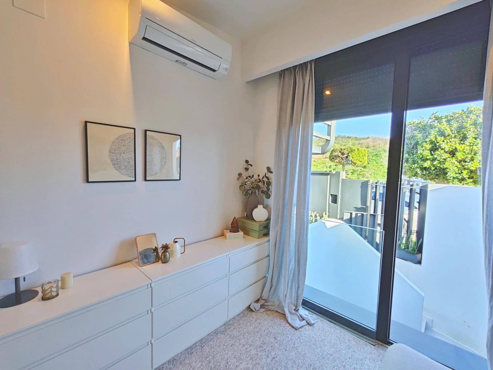 3 chambre Villa/Maison Mitoyenne à vendre à Caleta de Velez avec piscine - 559 000 € (Ref: 9599559)