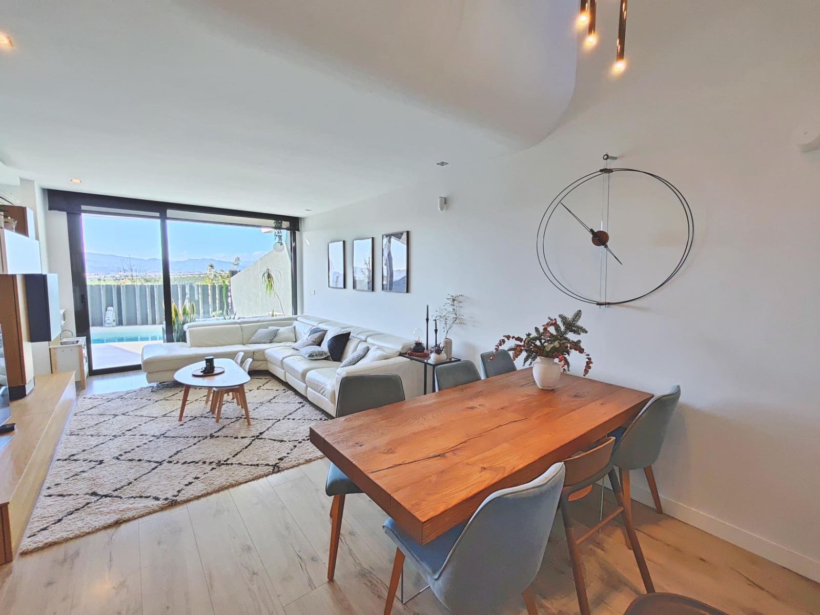 3 chambre Villa/Maison Mitoyenne à vendre à Caleta de Velez avec piscine - 559 000 € (Ref: 9599559)