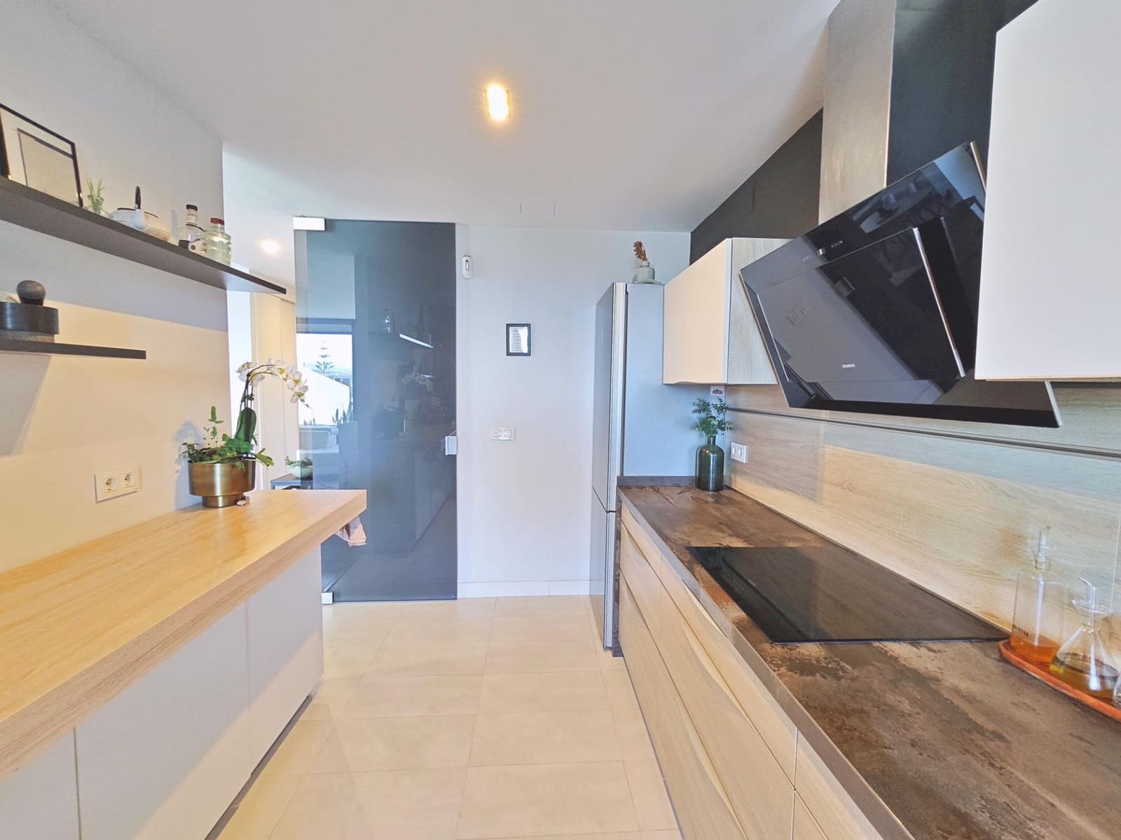 3 chambre Villa/Maison Mitoyenne à vendre à Caleta de Velez avec piscine - 559 000 € (Ref: 9599559)