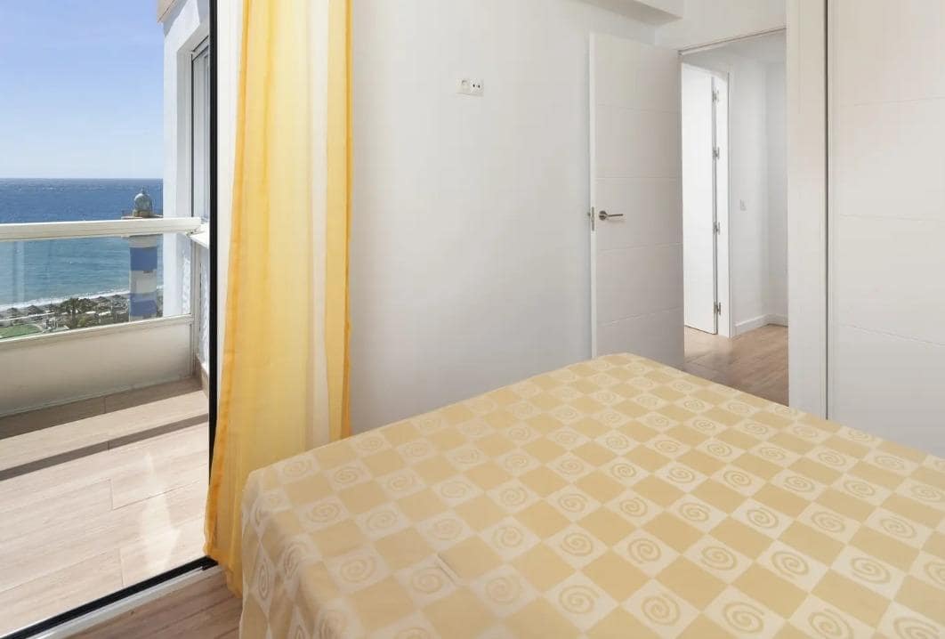 3 soverom Leilighet til leie i Velez-Malaga med svømmebasseng - € 1 500 (Ref: 9735599)