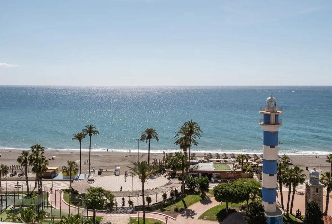 3 soverom Leilighet til leie i Velez-Malaga med svømmebasseng - € 1 500 (Ref: 9735599)