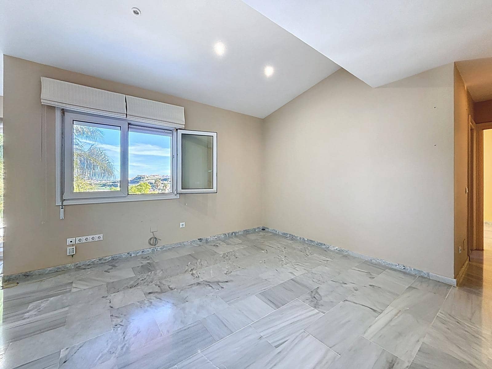 4 camera da letto Villa in vendita in Almayate con piscina - 640.000 € (Rif: 9800639)