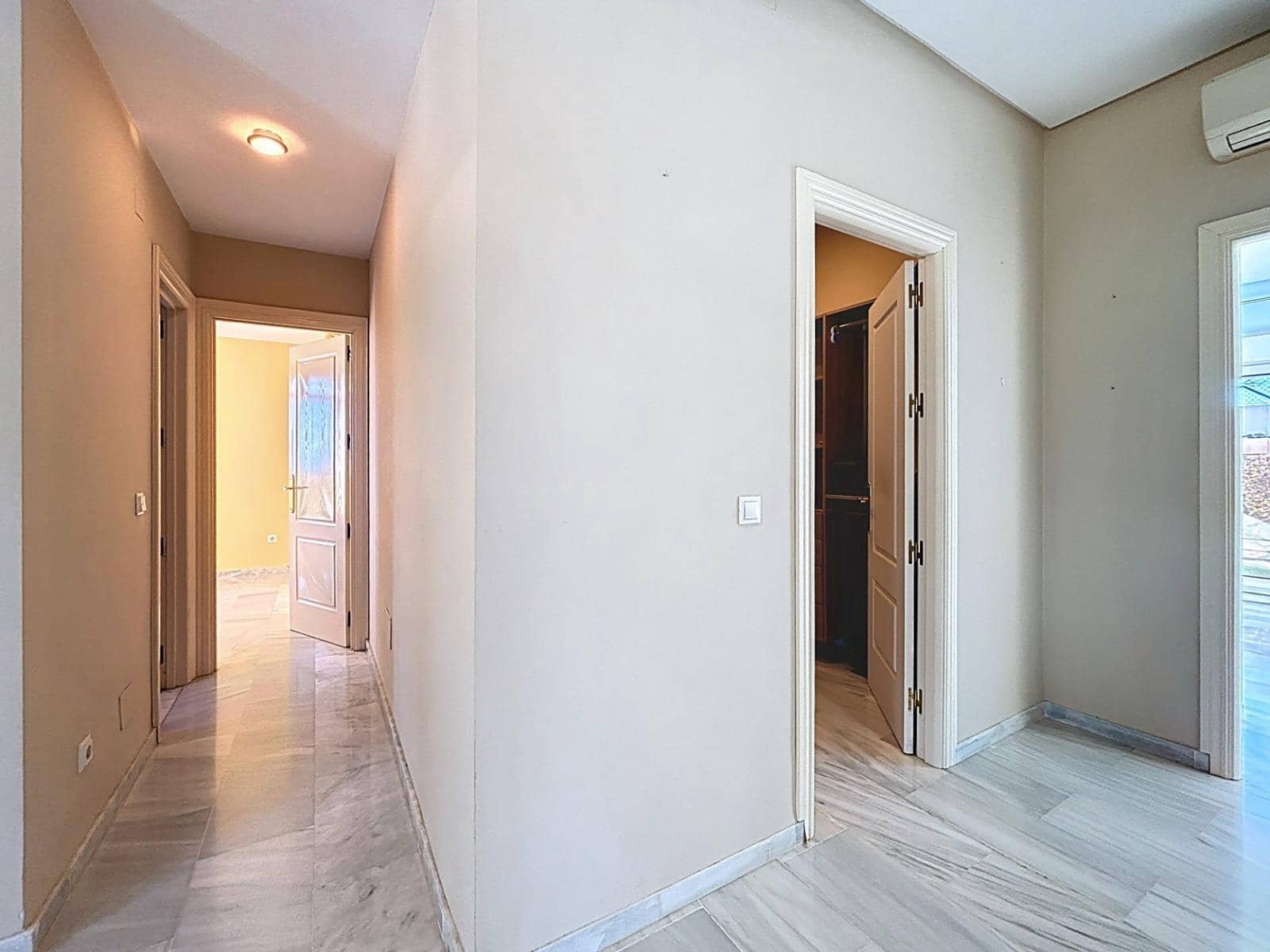 4 camera da letto Villa in vendita in Almayate con piscina - 640.000 € (Rif: 9800639)