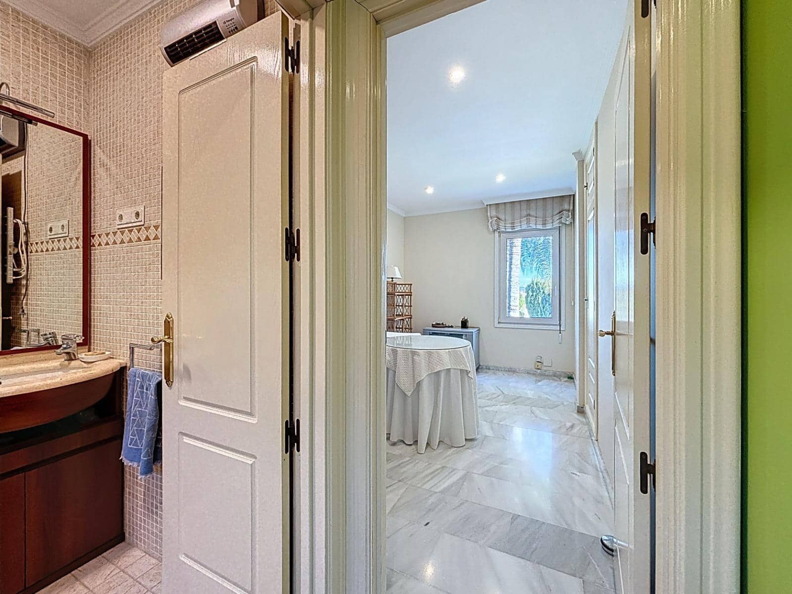 4 camera da letto Villa in vendita in Almayate con piscina - 640.000 € (Rif: 9800639)