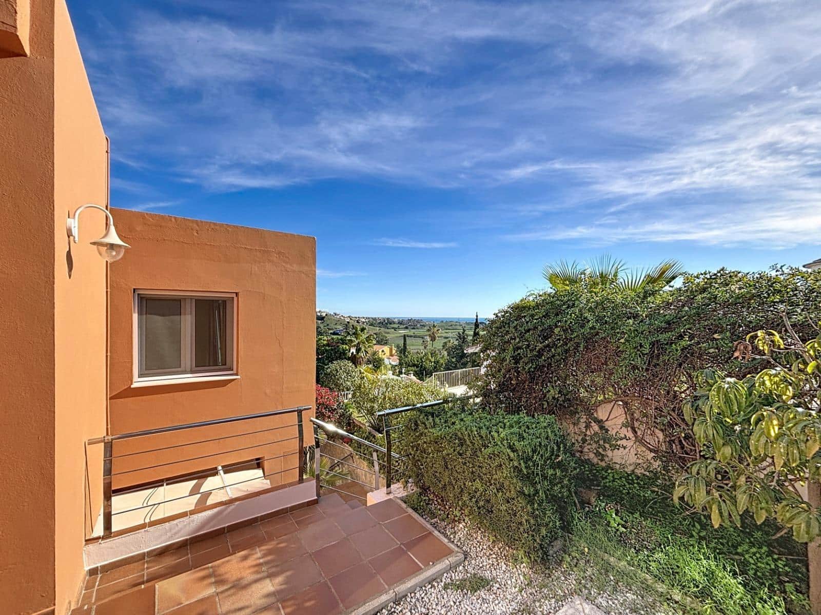 4 camera da letto Villa in vendita in Almayate con piscina - 640.000 € (Rif: 9800639)