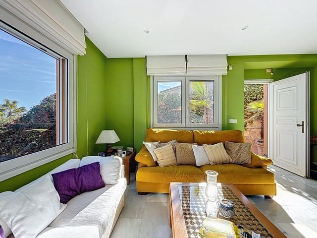 4 makuuhuone Huvila myytävänä paikassa Almayate, Vélez-Málaga mukana uima-altaan - 640 000 € (Ref: 9800639)