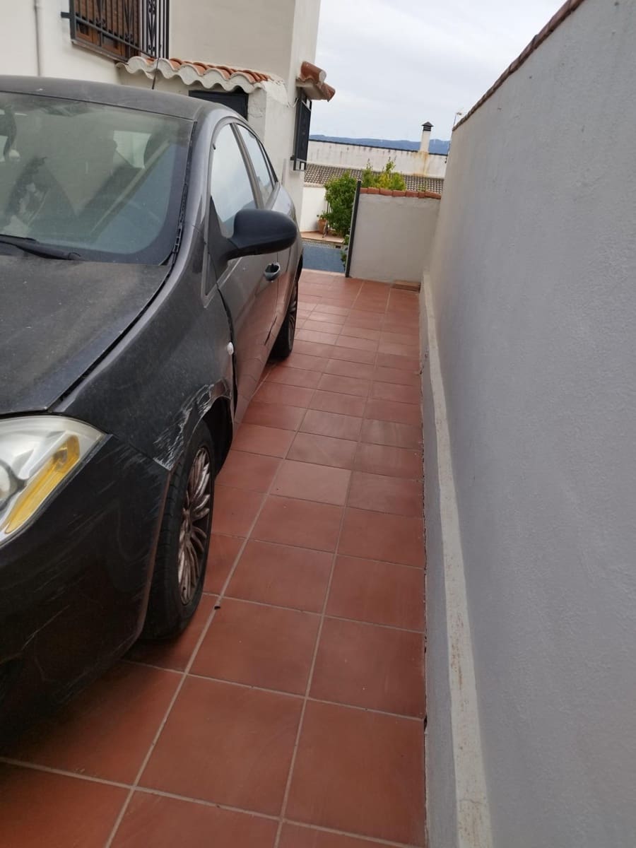 Semi-detached Villa for sale in Padul - € 299,000 (Ref: 9829172)