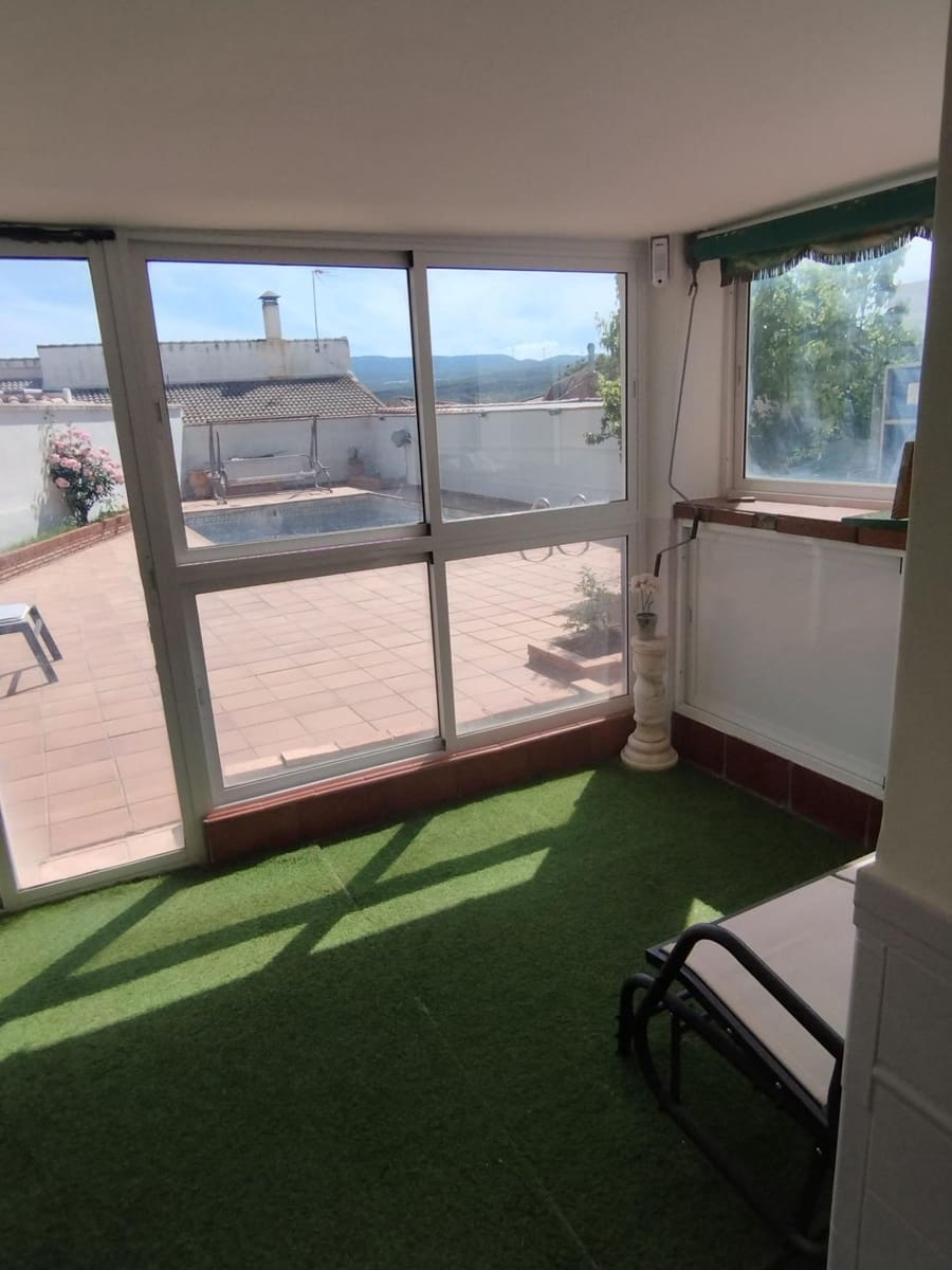 Semi-detached Villa for sale in Padul - € 299,000 (Ref: 9829172)