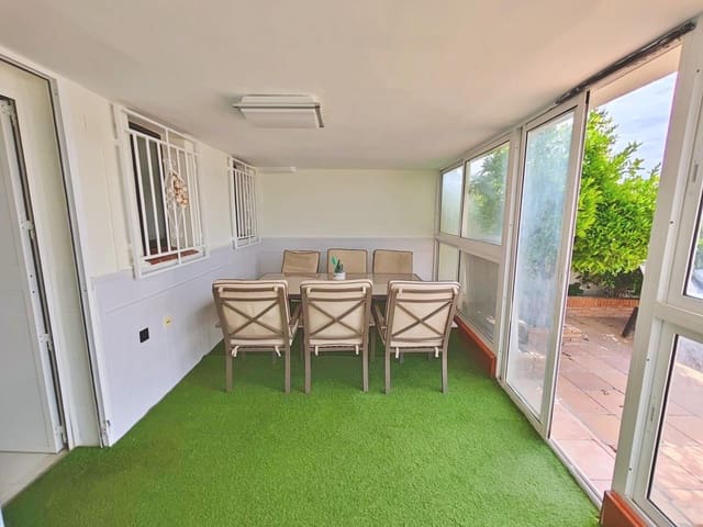 4 chambre Villa/Maison Semi-Mitoyenne à vendre à Padul avec piscine - 299 000 € (Ref: 9829172)