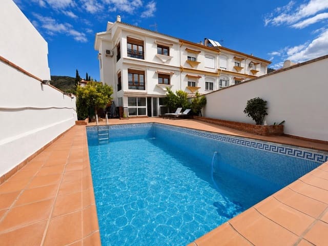 4 chambre Villa/Maison Semi-Mitoyenne à vendre à Padul avec piscine - 299 000 € (Ref: 9829172)