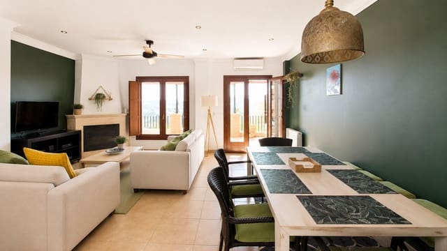 5 bedroom Townhouse for sale in Frigiliana - € 780,000 (Ref: 9908053)