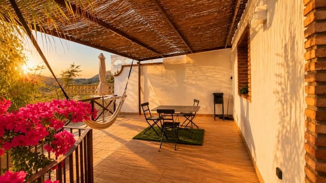 5 bedroom Townhouse for sale in Frigiliana - € 780,000 (Ref: 9908053)