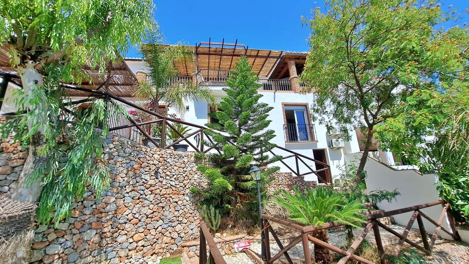 5 bedroom Townhouse for sale in Frigiliana - € 780,000 (Ref: 9908053)