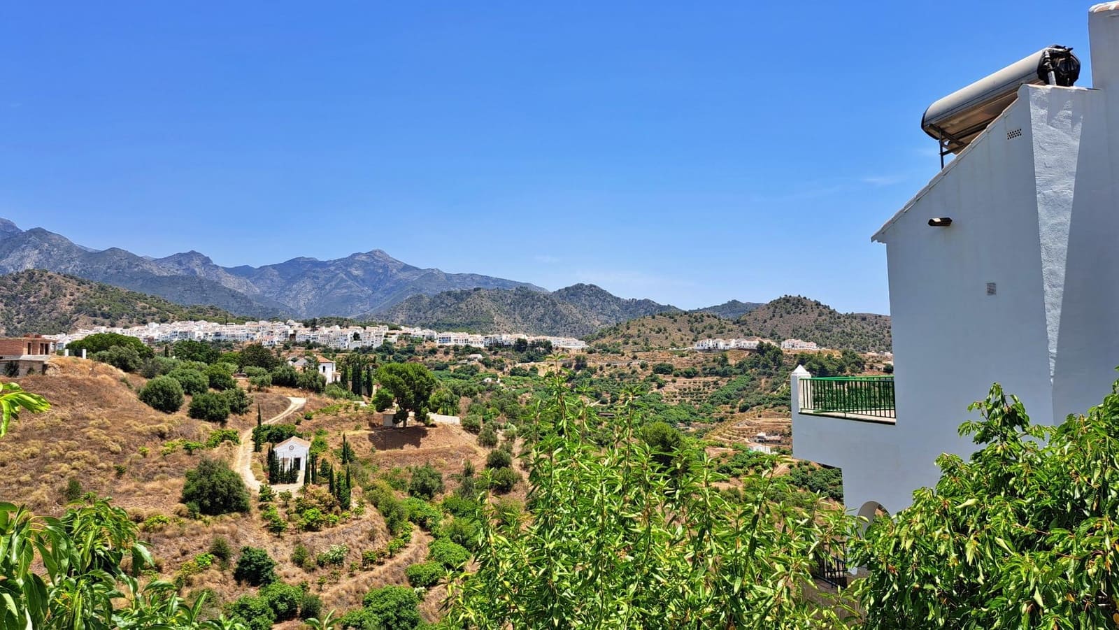 4 bedroom Finca/Country House for sale in Frigiliana with pool - € 960,000 (Ref: 9927424)