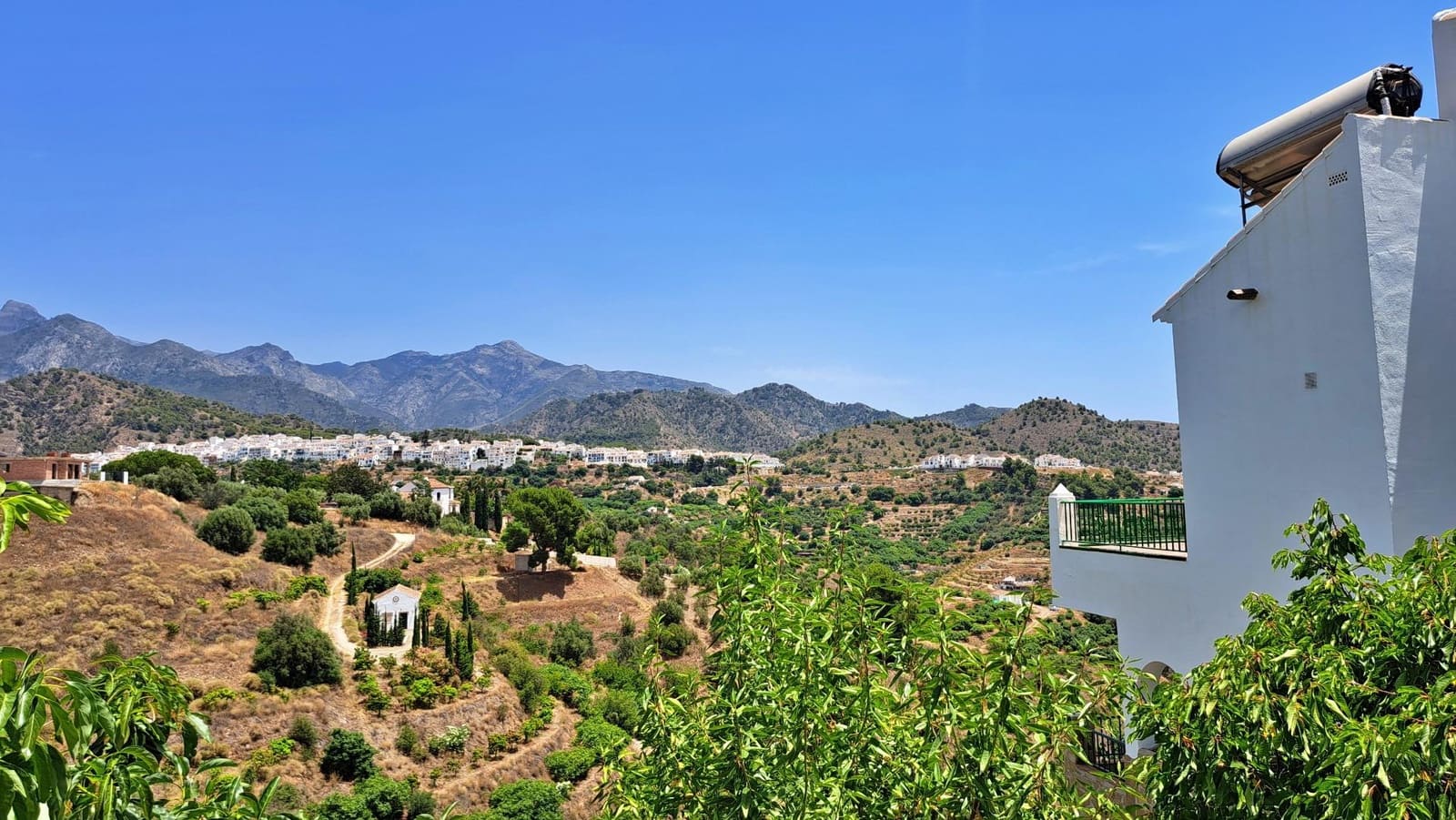 4 bedroom Finca/Country House for sale in Frigiliana with pool - € 960,000 (Ref: 9927424)